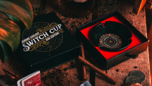 Switch Cup Ash Edition by Jérôme Sauloup & Magic Dream